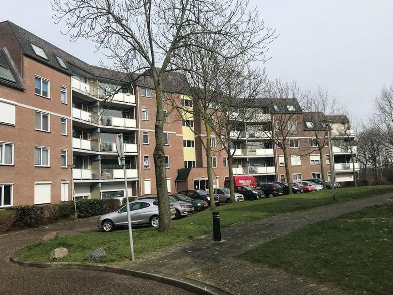 3-room apartment in Heerlen-Zeswegen - Image 1