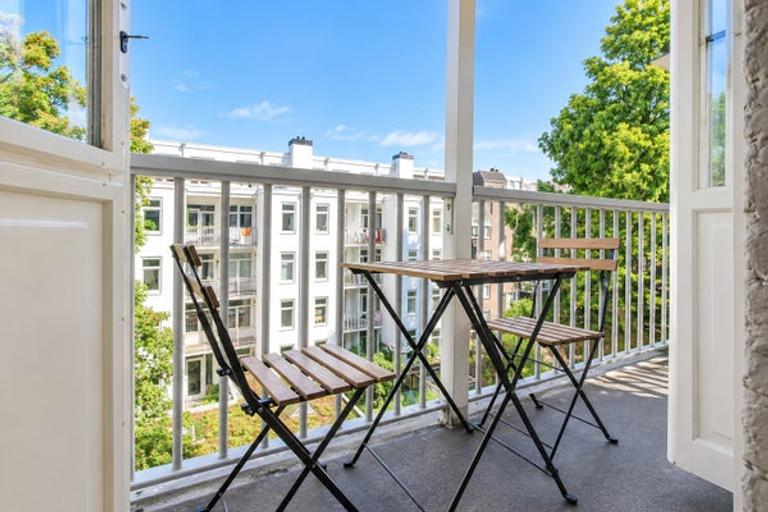 A++ Apartment with Balcony in Helmersbuurt - Image 11
