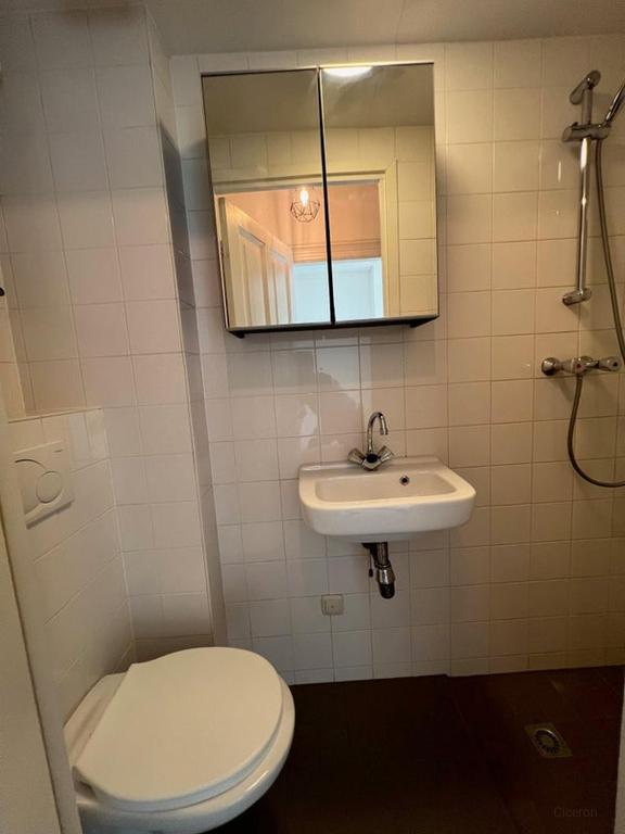 A++ Apartment with Balcony in Helmersbuurt - Image 13