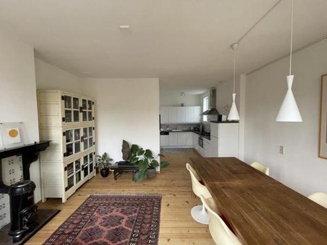 4-room townhouse in the heart of Delft - Image 2