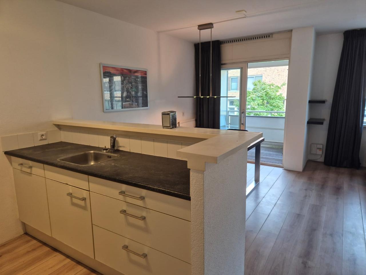 Apartment in the Heart of Eindhoven - Image 7