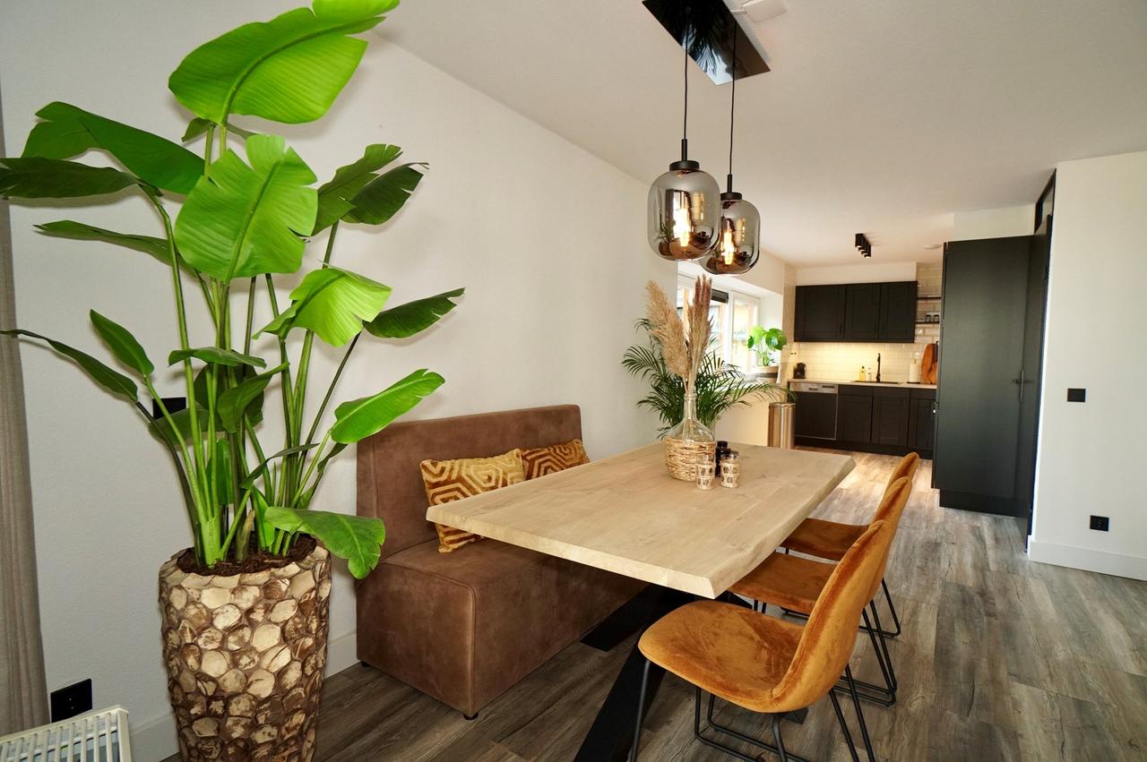 Gemeubileerd 3-kamerappartement met balkon - Afbeelding 2