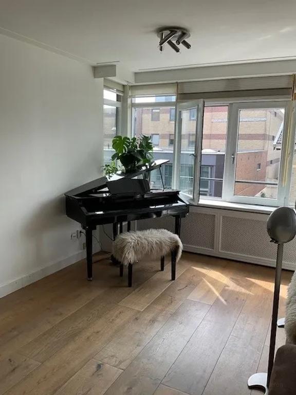 Licht 3-kamerappartement in hartje Hilversum - Afbeelding 5