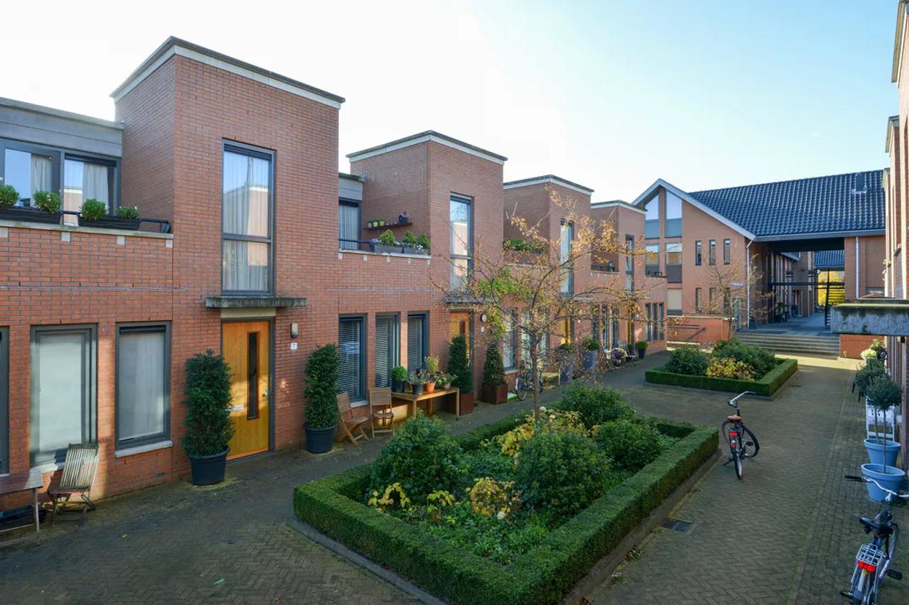 Rental Home in Bussum with Flexible Start Date - Image 1