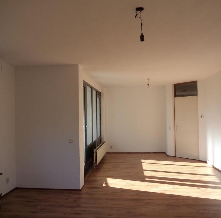 85 m² Apartment with Balcony in the Heart of Heerlen - Image 5
