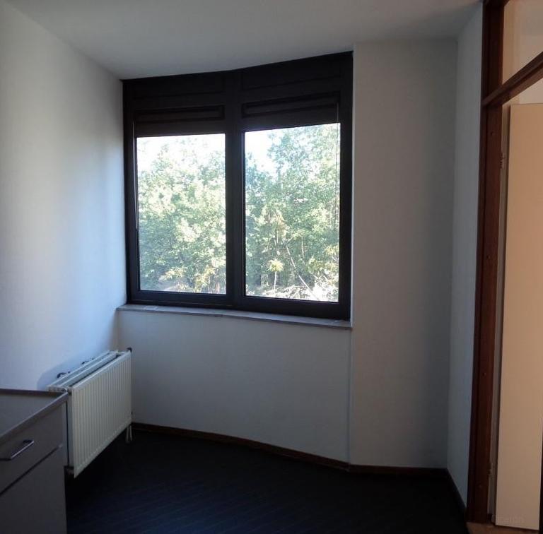 85 m² Apartment with Balcony in the Heart of Heerlen - Image 8