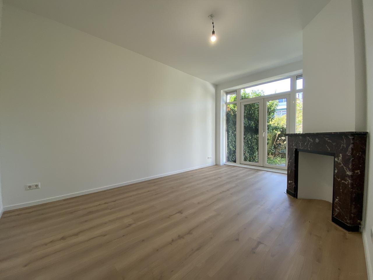 Benedenwoning met tuin in Rustenburg - Afbeelding 4