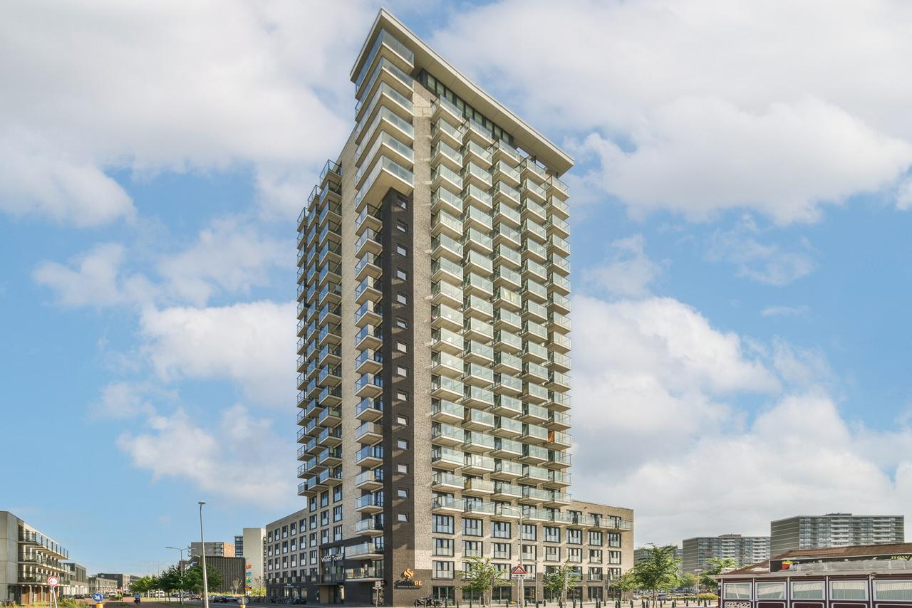 Smartly Designed Studio with Lift in Laakhaven-West - Image 2