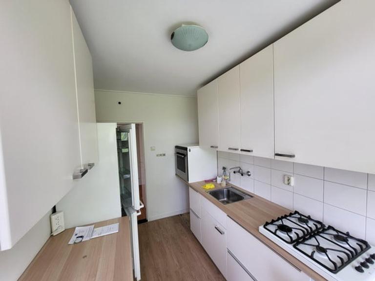 Bright 3-room apartment with 2 balconies - Image 11