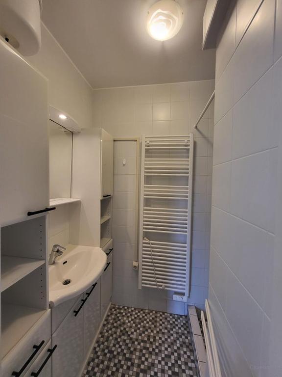 Bright 3-room apartment with 2 balconies - Image 12