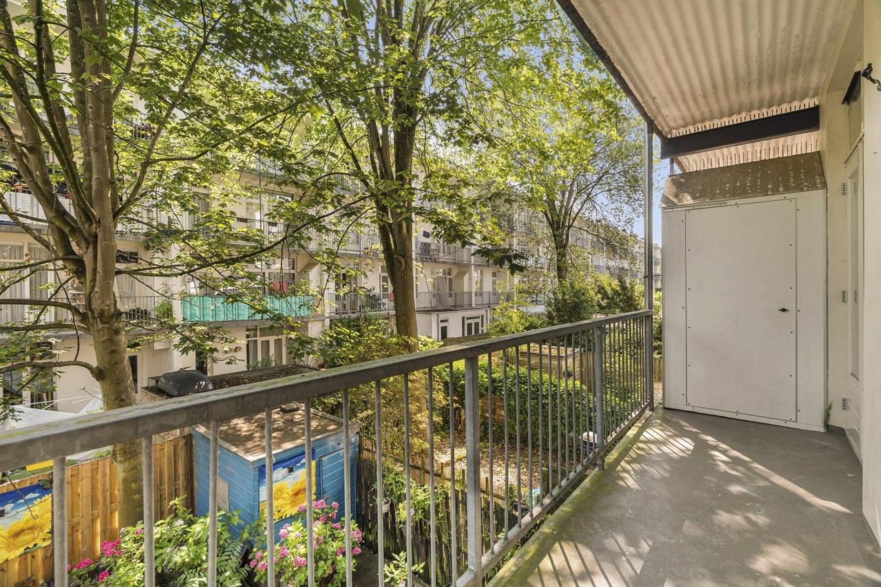 Bright 2-bedroom apartment with balcony - Image 17