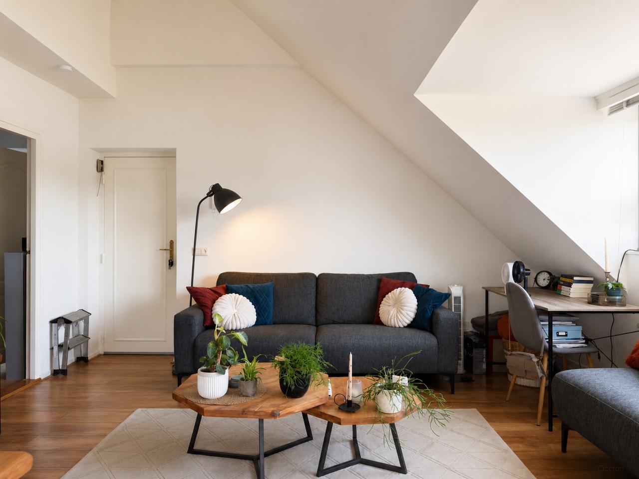 1-bedroom apartment with parking in Valkenburg - Image 2