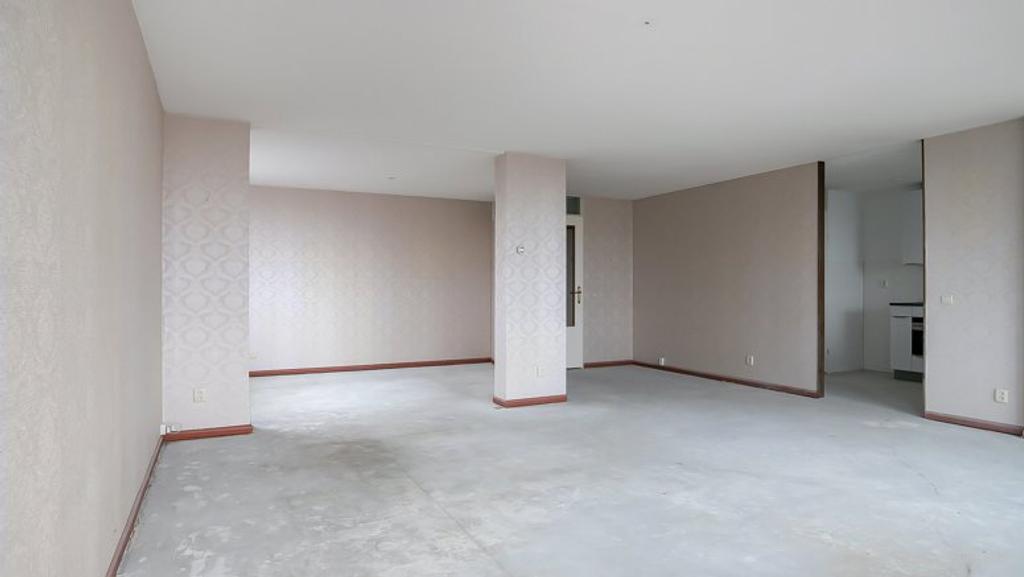 124 m² Apartment with 3 Bedrooms - Image 1