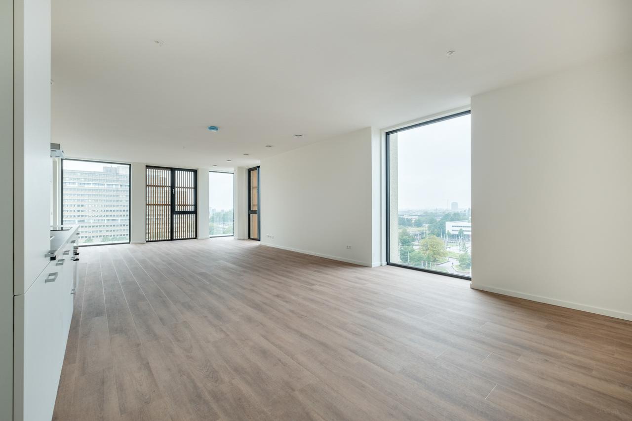 Appartement naast Amstel Station met dakterras - Afbeelding 2