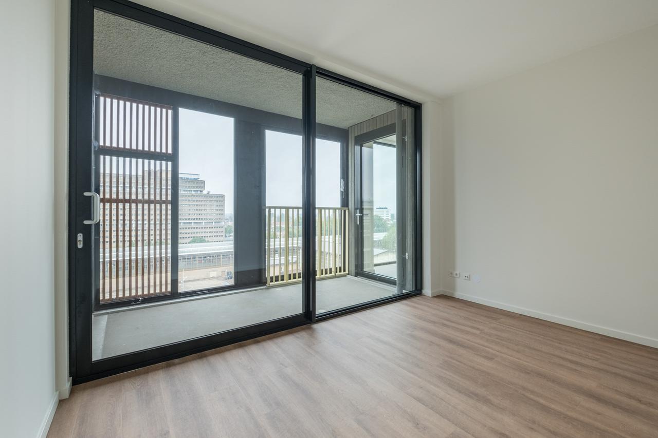 Appartement naast Amstel Station met dakterras - Afbeelding 6