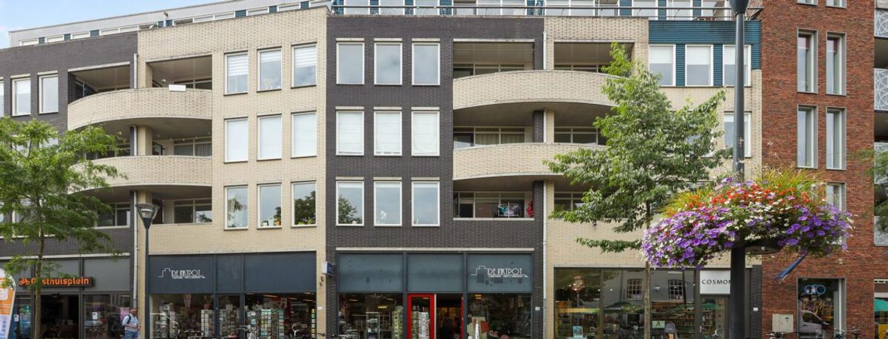 2-Bedroom Apartment with Balcony in Zwolle City Centre - Image 1