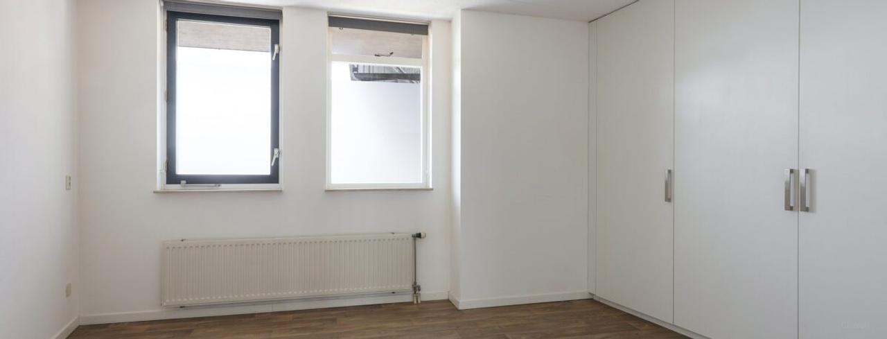 2-Bedroom Apartment with Balcony in Zwolle City Centre - Image 10