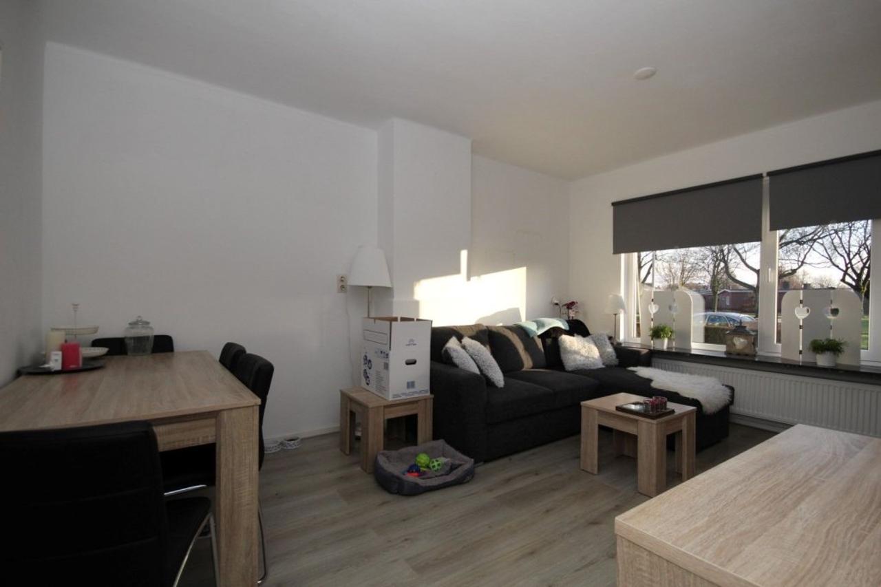 2-Bedroom Apartment with Garage in Delfzijl - Image 4