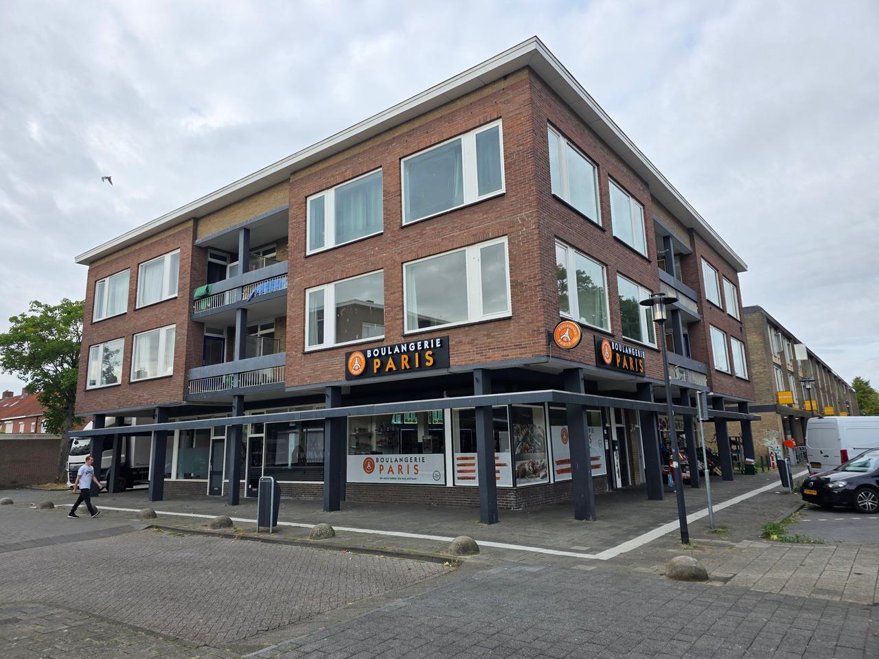 Maisonnette met 4 slaapkamers bij station - Afbeelding 1