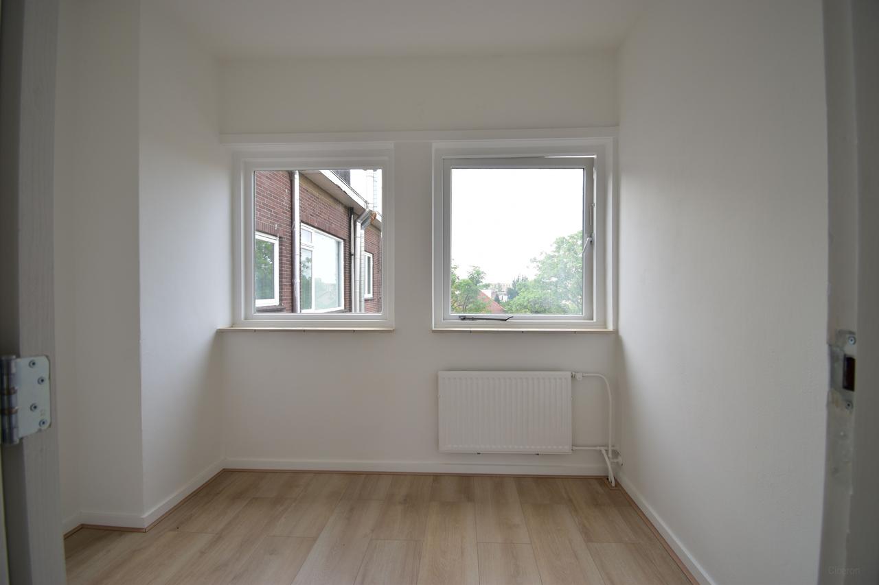 Maisonnette met 4 slaapkamers bij station - Afbeelding 9