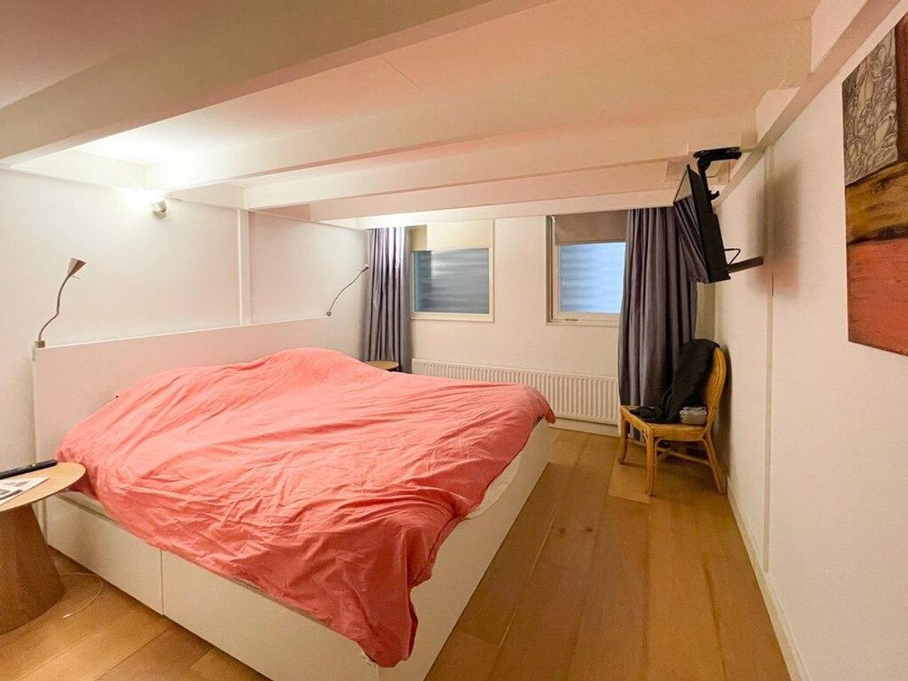 Loft met entresol en parkeerplek in Haarlem - Afbeelding 11