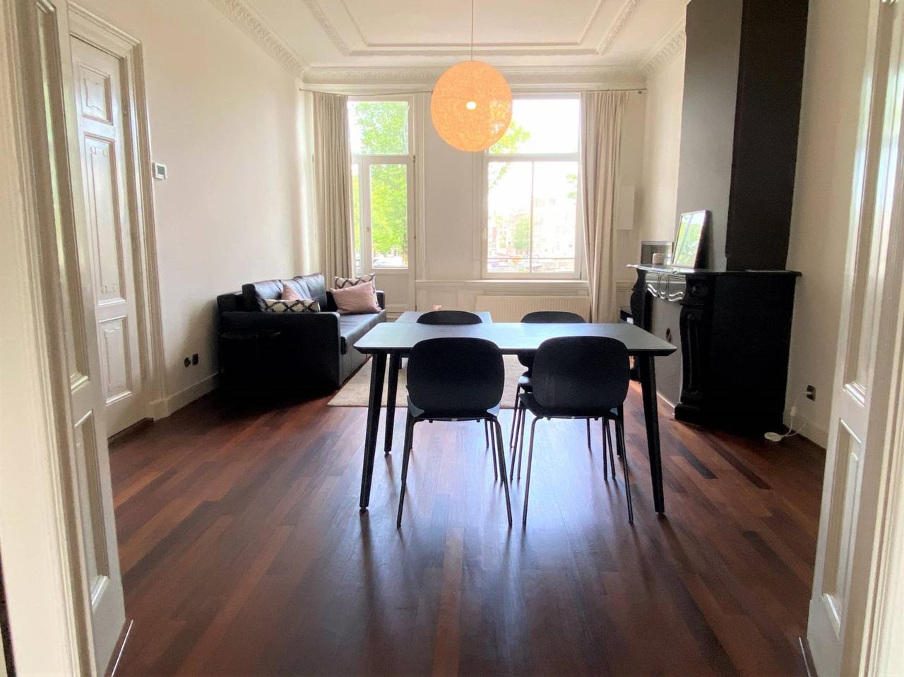 83 m² aan de Amstel met balkon in De Pijp - Afbeelding 4
