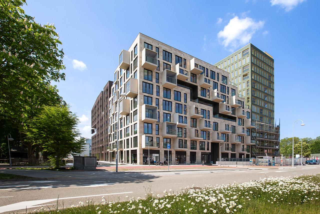 2-slaapkamer appartement met balkon in Hyde Park - Afbeelding 1