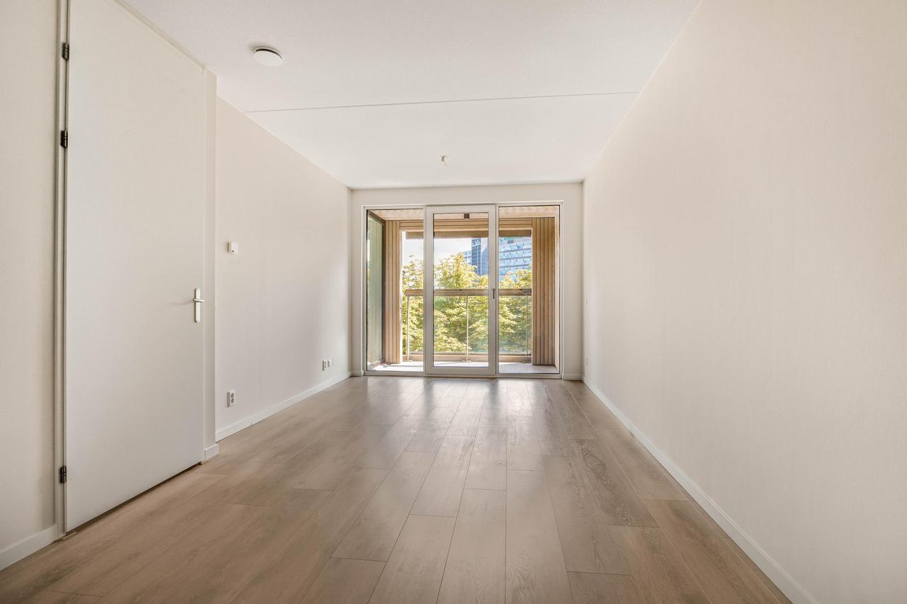 2-slaapkamer appartement met balkon in Hyde Park - Afbeelding 5