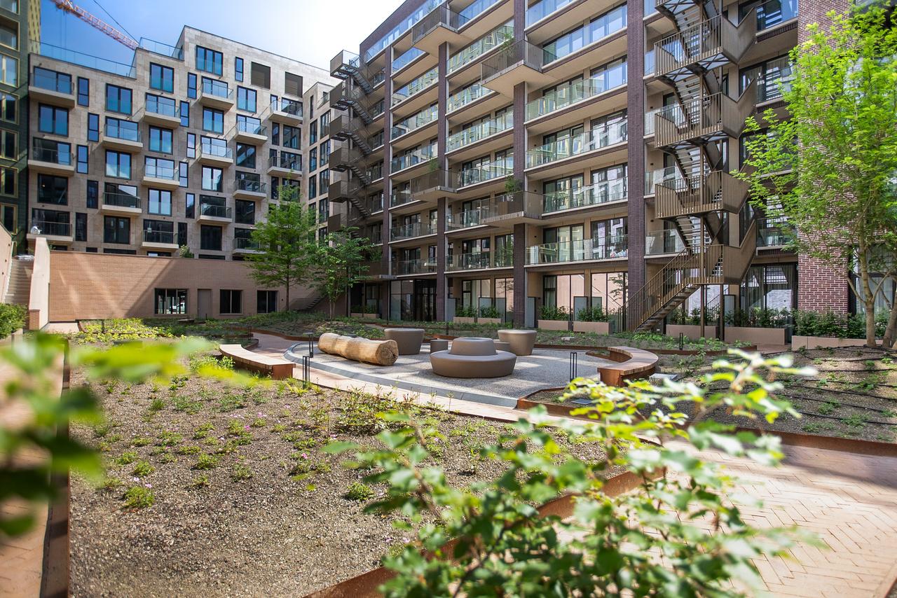 2-slaapkamer appartement met balkon in Hyde Park - Afbeelding 21