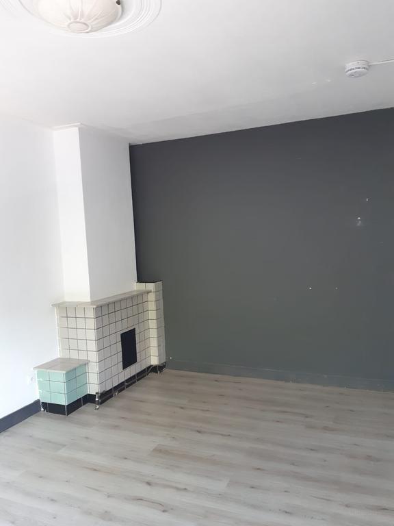 Bright student room with roof terrace in Zuilen - Image 4
