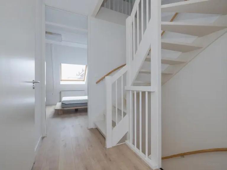 Gemeubileerd familiehuis met tuin en 3 kamers - Afbeelding 9