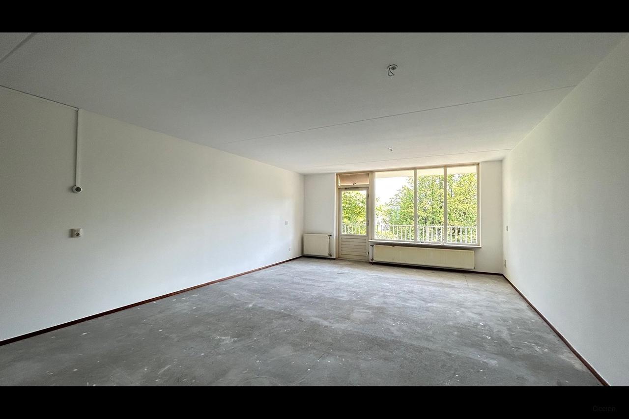 Zuidbalkon bij centrum en station - Afbeelding 13