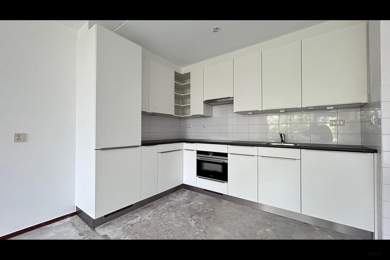 Zuidbalkon bij centrum en station - Afbeelding 18