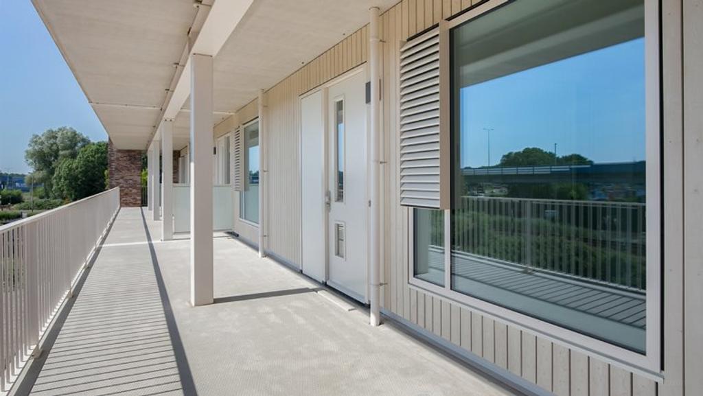 Gasloos 3-kamerappartement met balkon - Afbeelding 3
