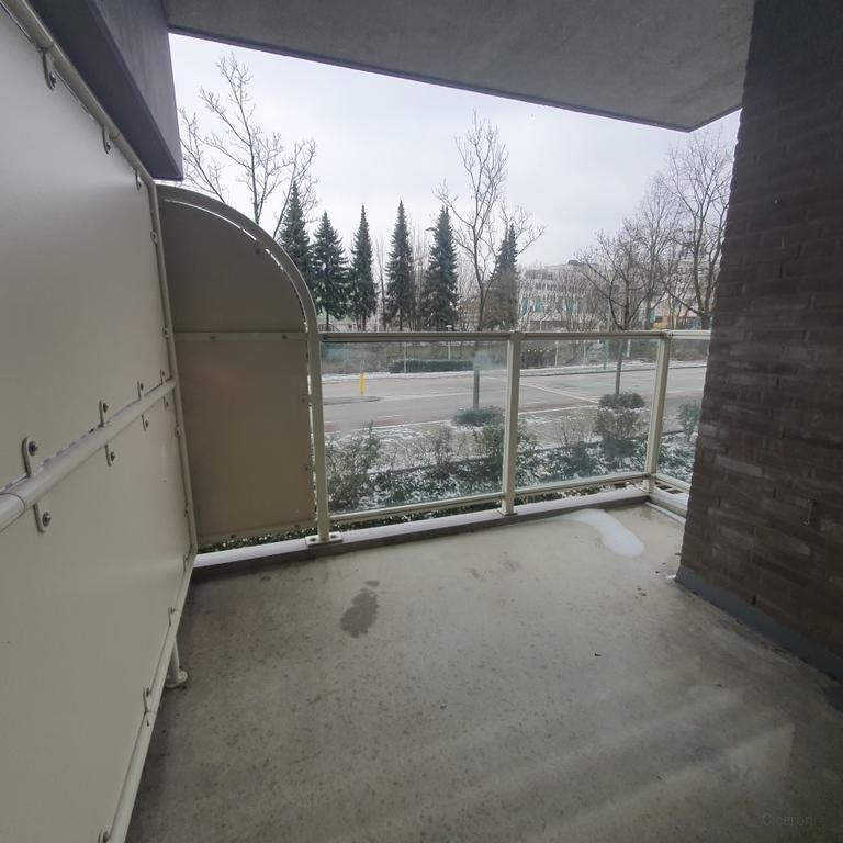 2-Bedroom Apartment with Balcony in Heerlen - Image 8