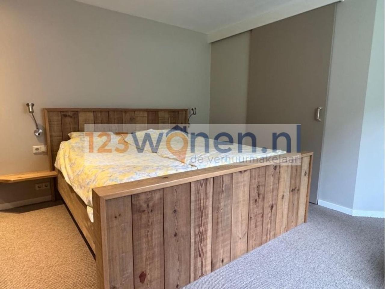 Furnished house with garden in Oldenzaal - Image 9