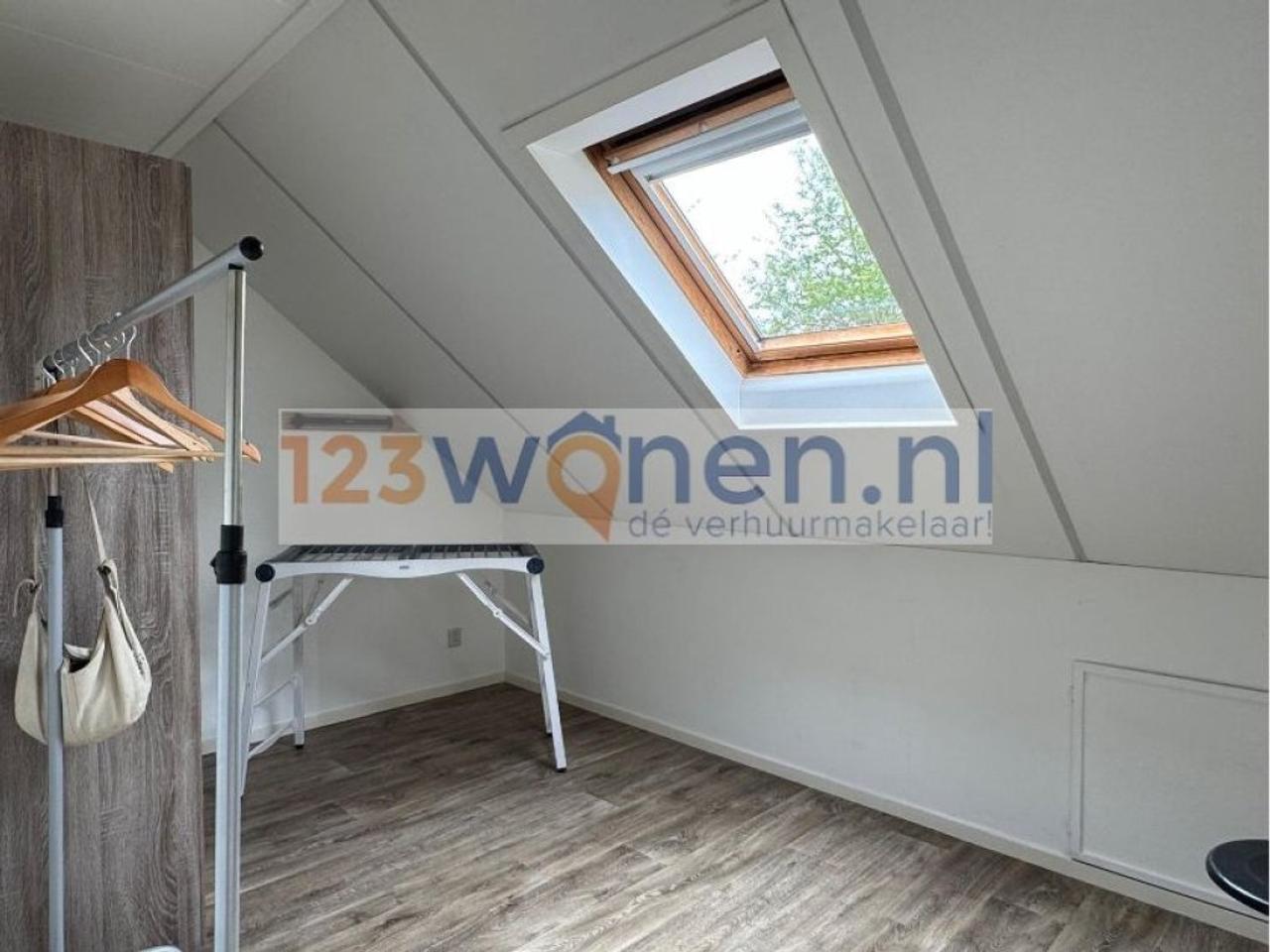 Furnished house with garden in Oldenzaal - Image 12