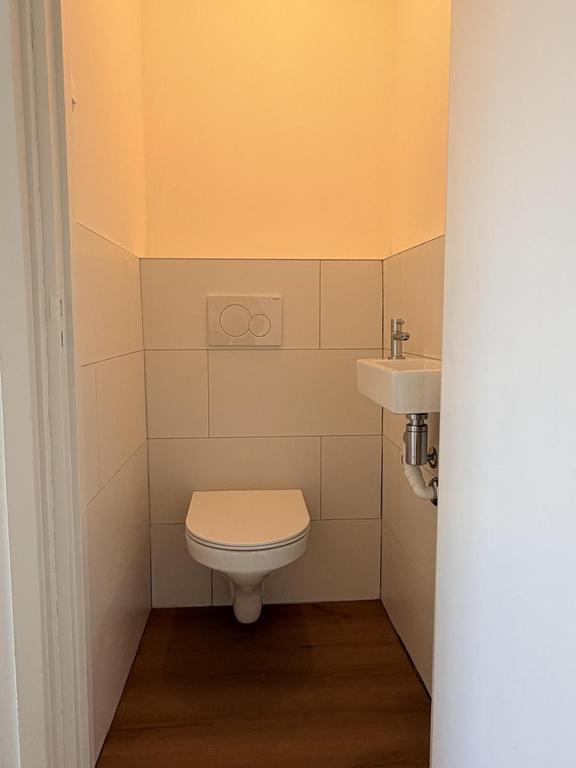 4-Room Apartment with Park View and Balcony - Image 4