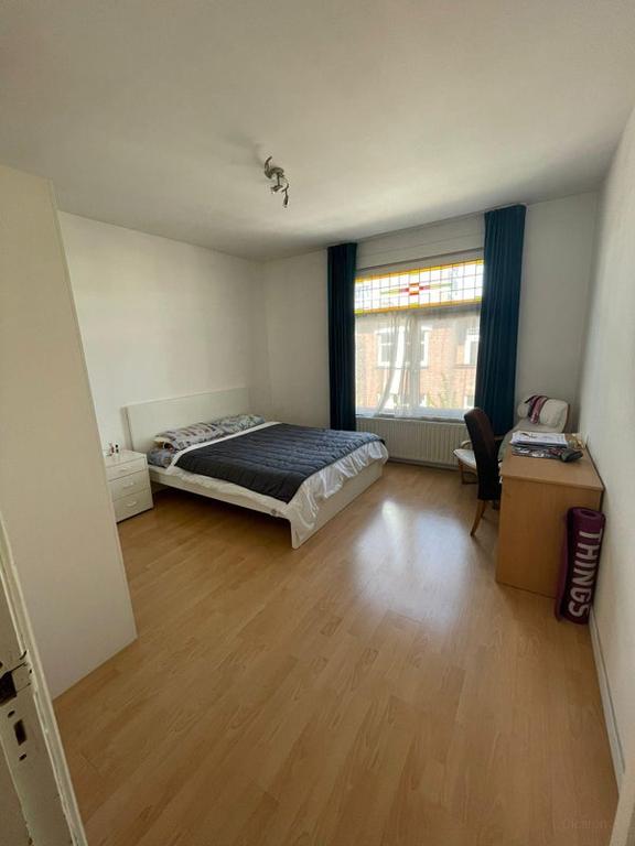 98 m² appartement met 3 slaapkamers - Afbeelding 4