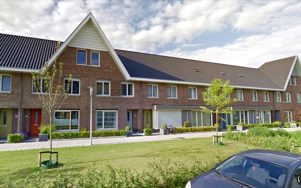 Comfortabele tussenwoning vlak bij centrum - Afbeelding 1