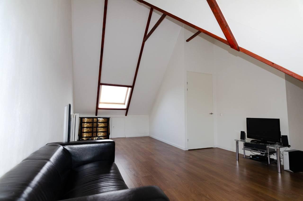 Comfortabele tussenwoning vlak bij centrum - Afbeelding 7