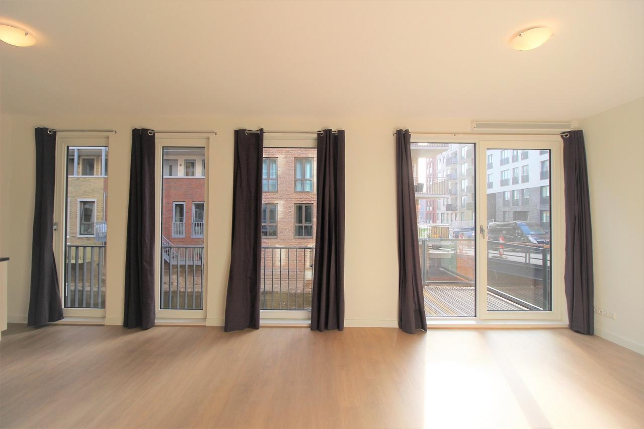 2-slaapkamerappartement met balkon in Holland Park - Afbeelding 2