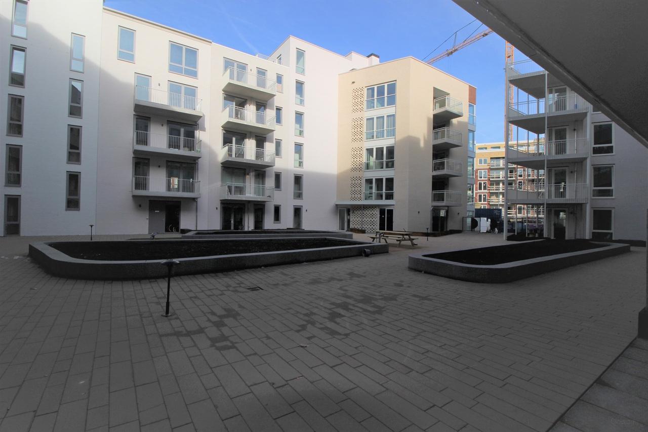 2-slaapkamerappartement met balkon in Holland Park - Afbeelding 15