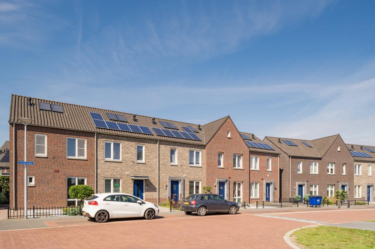 4-Bedroom Home with Garden and A+ Energy Label - Image 1