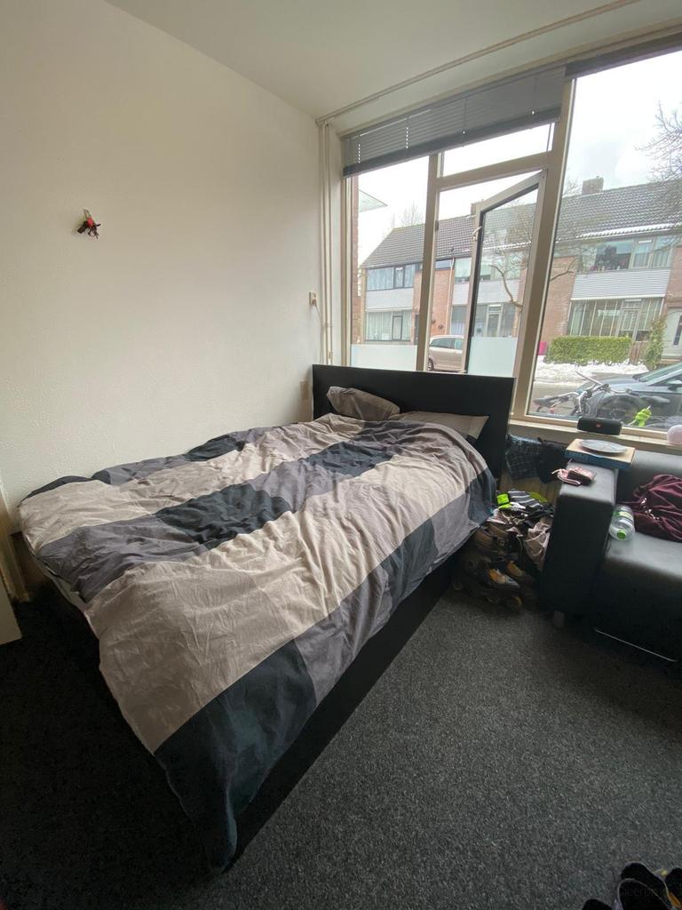 Kamer met eigen wastafel in Vinkhuizen - Afbeelding 2