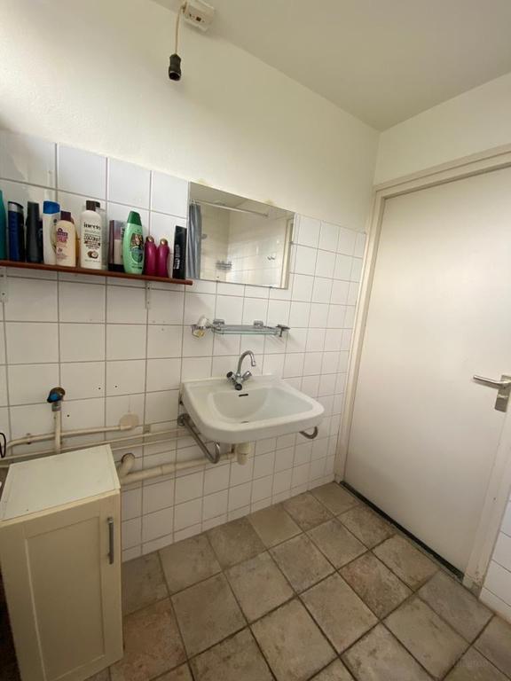 Kamer met eigen wastafel in Vinkhuizen - Afbeelding 9