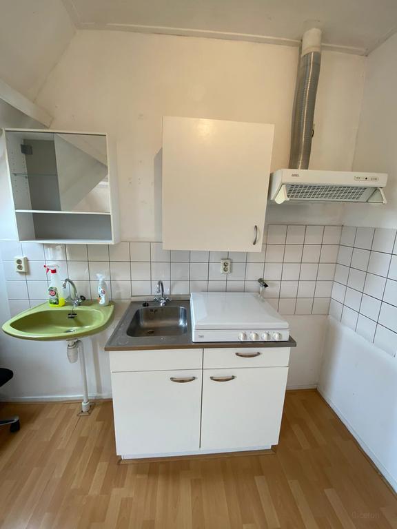 Studentenkamer met eigen keuken in Grunobuurt - Afbeelding 6
