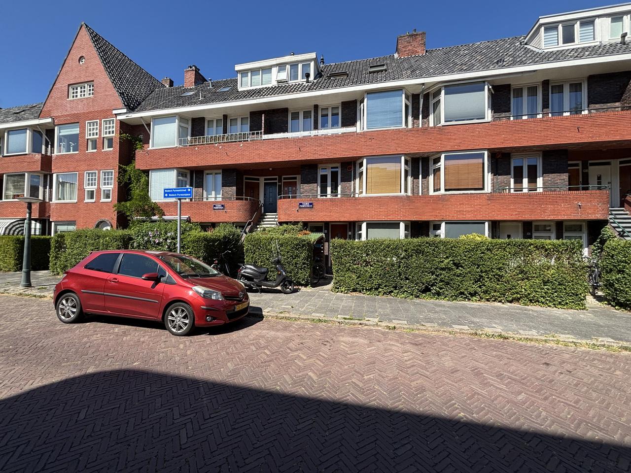 Kamer met wastafel en balkon in Groningen - Afbeelding 1