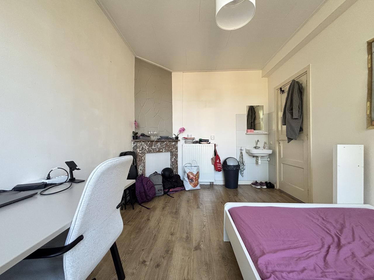 Kamer met wastafel en balkon in Groningen - Afbeelding 4