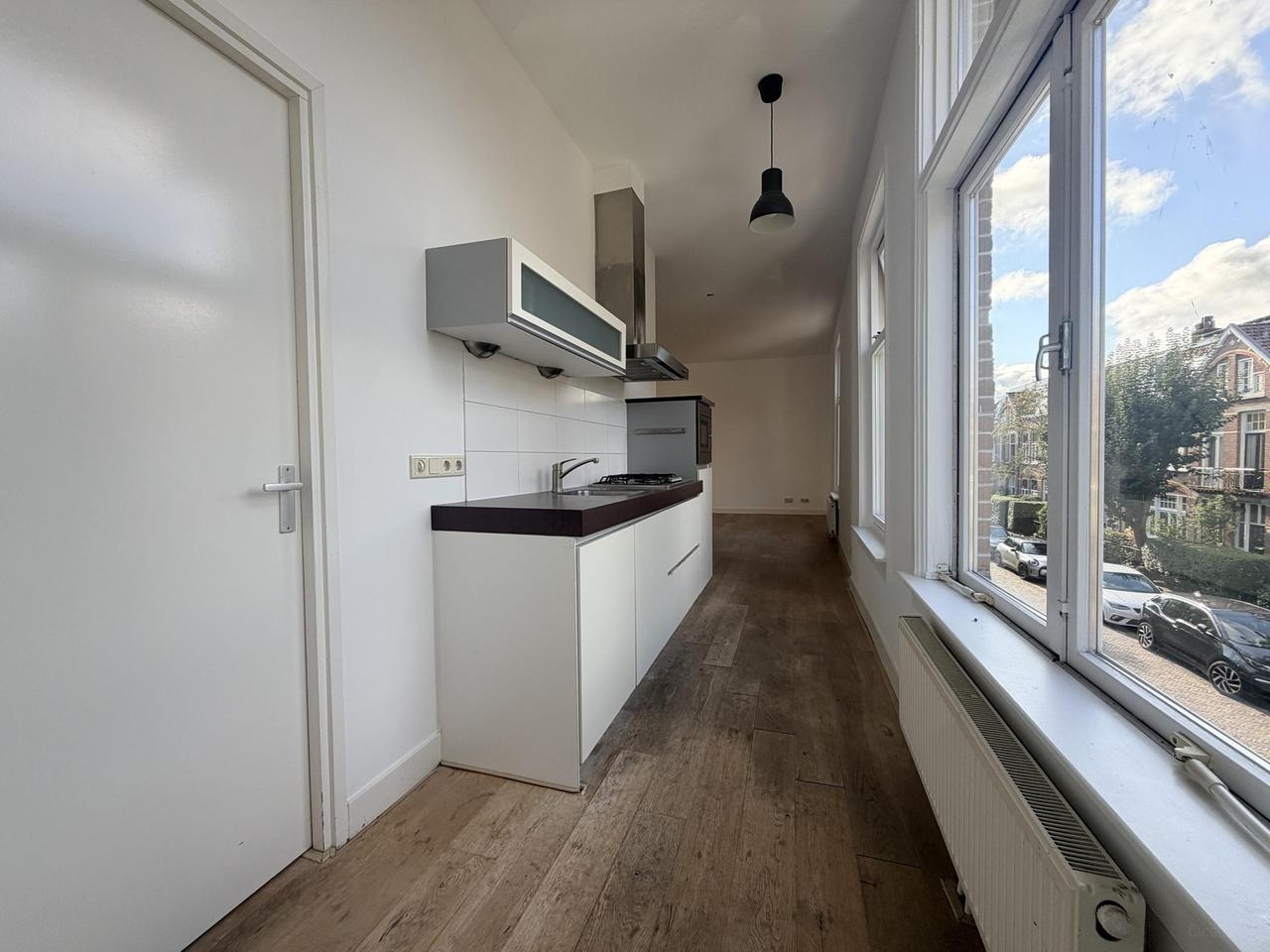 A+ apartment with 41 m² roof terrace in Utrecht - Image 9